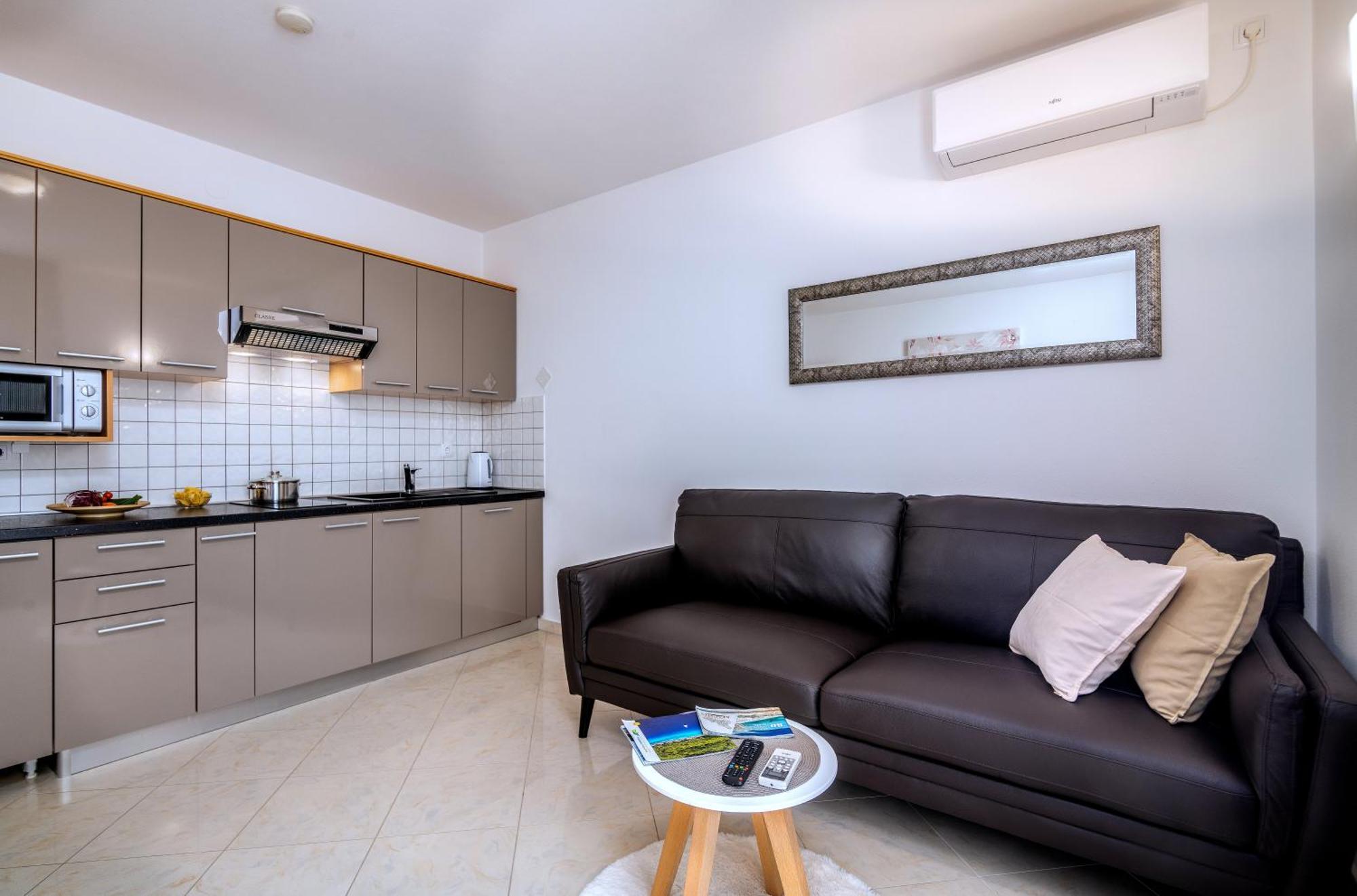 Apartments Kvarner 2 マリンスカ エクステリア 写真
