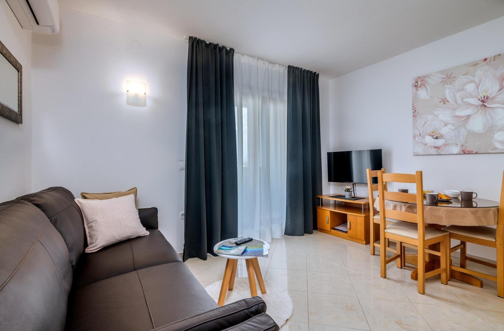 Apartments Kvarner 2 マリンスカ エクステリア 写真